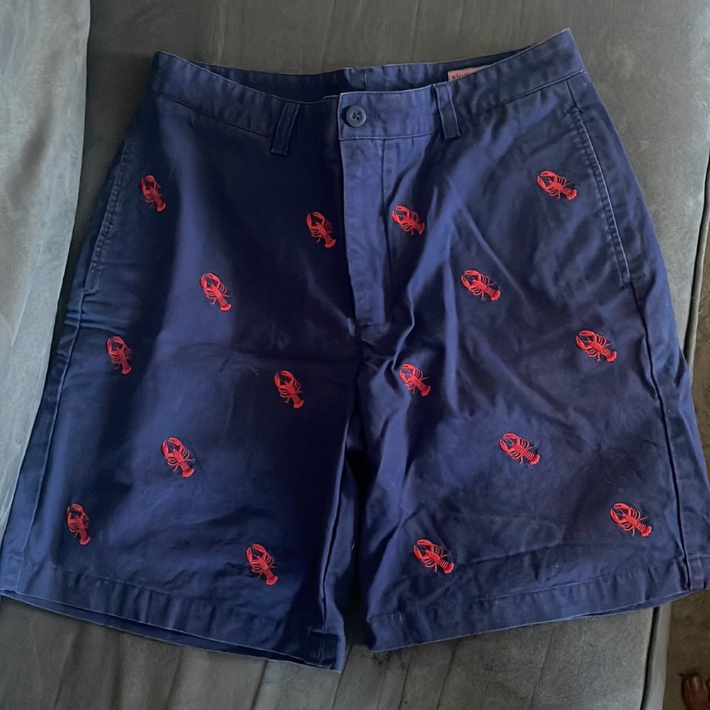 Vineyard vines lobster shorts